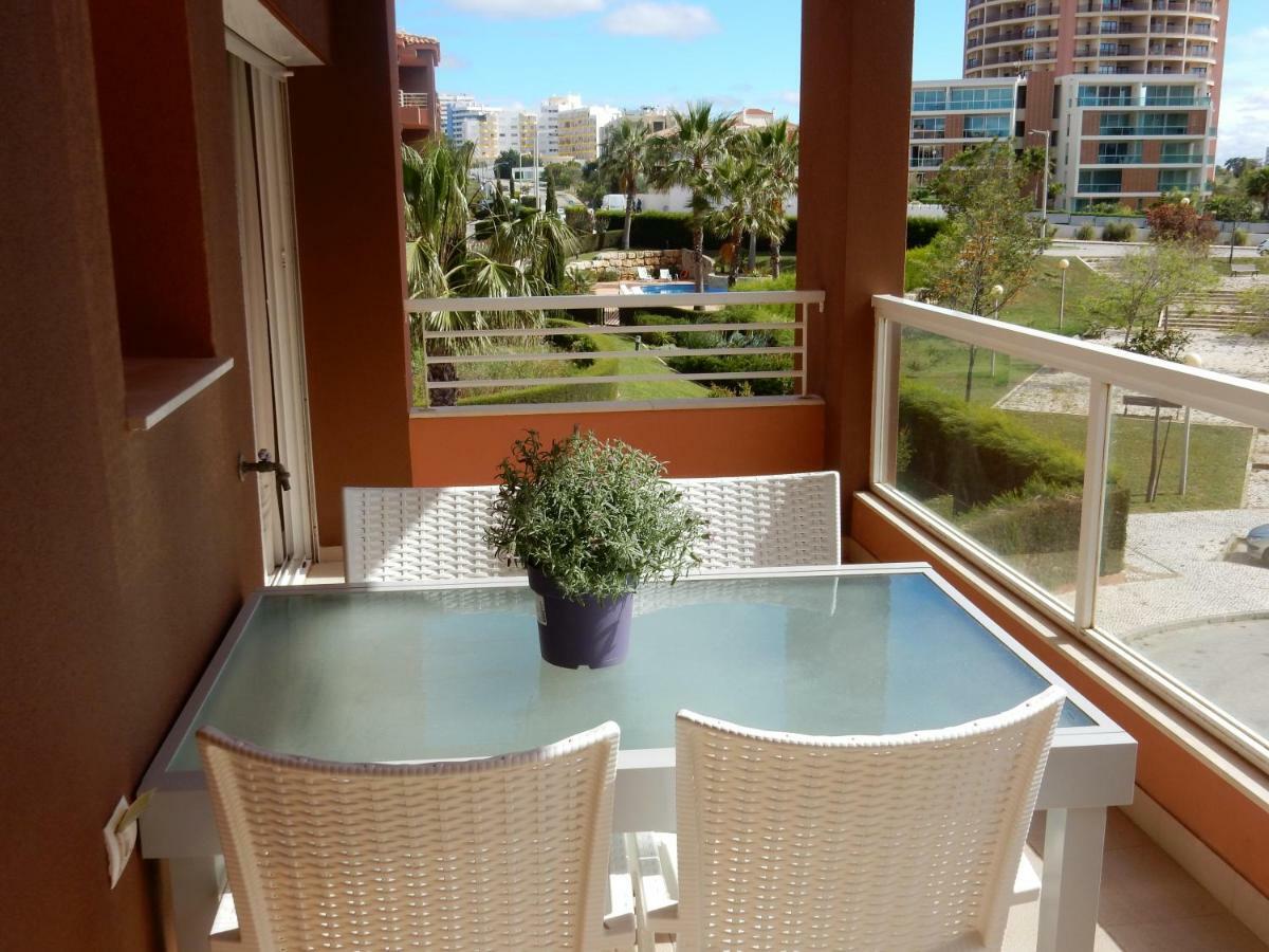 Beach & Sea Apt, Fast Wifi, Airco, Private Parking And Pool Portimão Eksteriør bilde